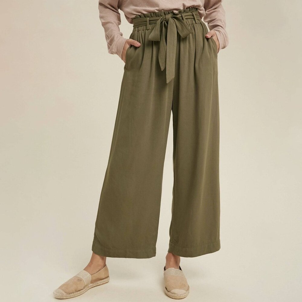 Belted Paperbag Pants with Pockets